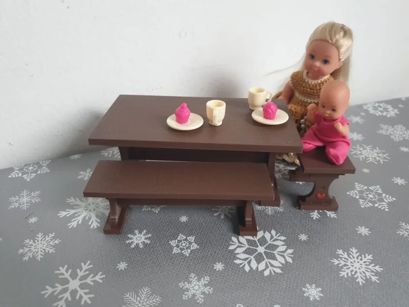 Ghế mini cho búp bê Evi kèm bàn và ghế - Image 1