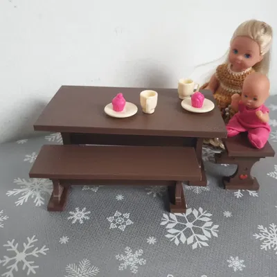 Ghế mini cho búp bê Evi kèm bàn và ghế