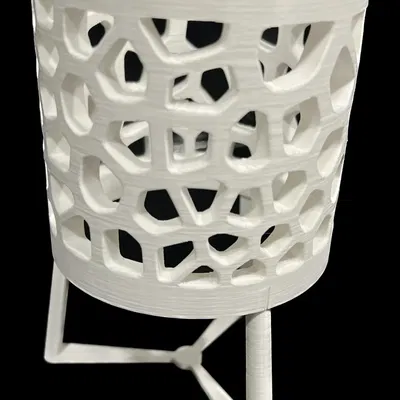 Xi lanh trang trí Voronoi cho cốc uống