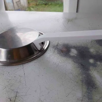 Tay cầm cho nắp nồi bị thiếu tay cầm