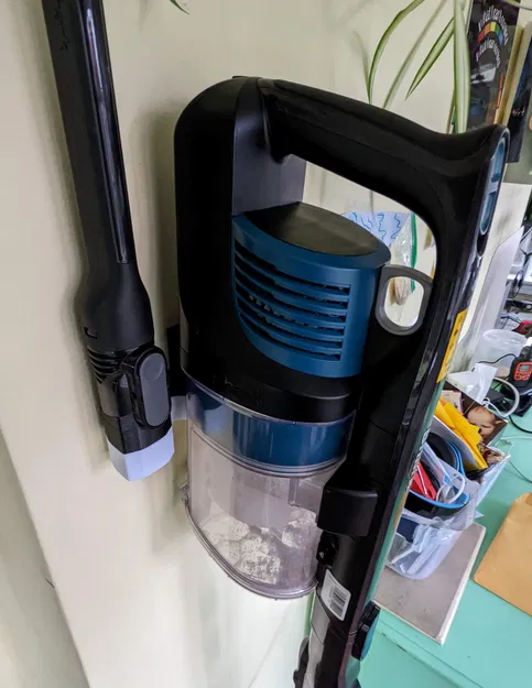 Giá đỡ treo tường cho máy hút bụi Shark Rocket Pro - Image 2