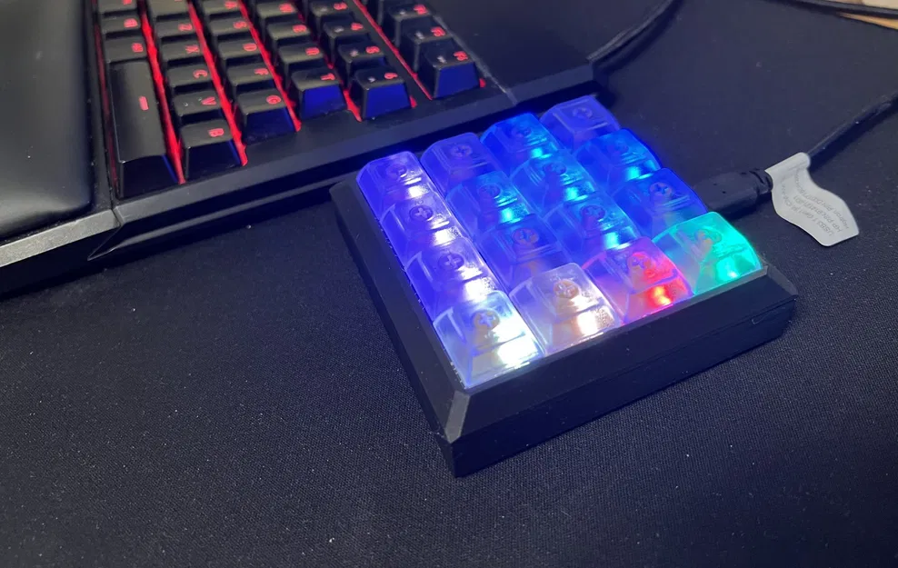 Vỏ Keybow 2040 phù hợp với Kinesis Gaming Freestyle Edge RGB - Image 1