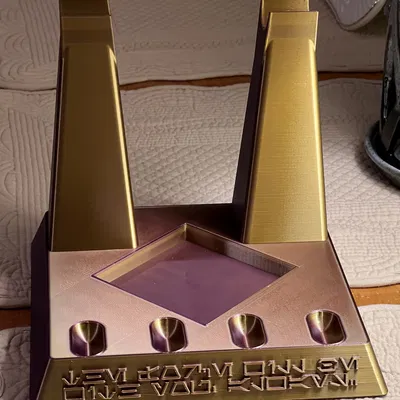 Giá đỡ Holocron Jedi từ Galaxy's Edge của Disney