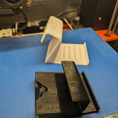 Giá đỡ điện thoại máy bay với lỗ nam châm 8x3mm