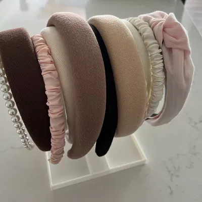 Giá đỡ băng đô với khay đựng nhẫn