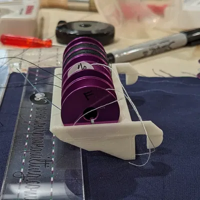 Giá đỡ cuộn chỉ IKEA SKADIS cho máy may kiểu M