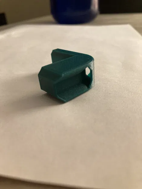 Giá đỡ góc lắp đặt dây buộc zip cho cột vuông - Image 3