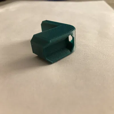 Giá đỡ góc lắp đặt dây buộc zip cho cột vuông