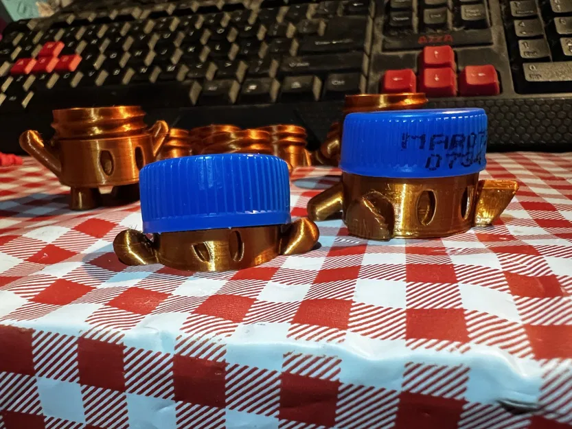 Nhân vật chai nắp thấp - Cậu bé bị ép nhỏ dễ thương - Image 2