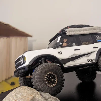 Sàn nội thất cho TRX4M Bronco với khu vực ngồi độc lập