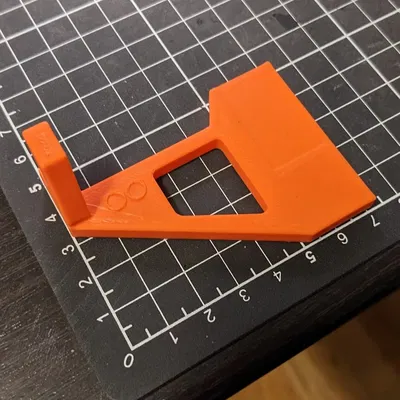 Giá treo kính mắt gắn trên màn hình máy tính