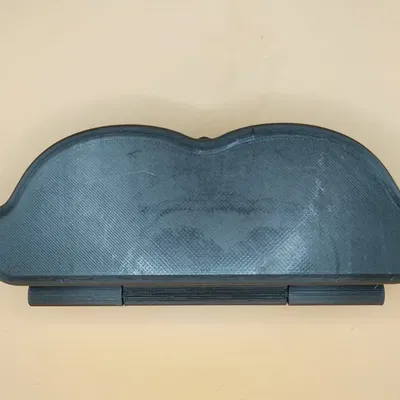 Hộp đựng kính mát in sẵn tiện lợi