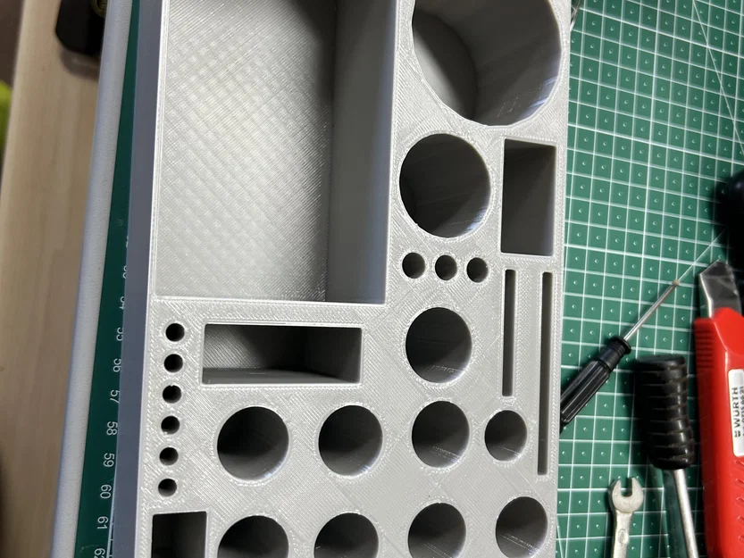 Giá đỡ tổ chức phụ kiện in 3D cạnh máy in - Image 2