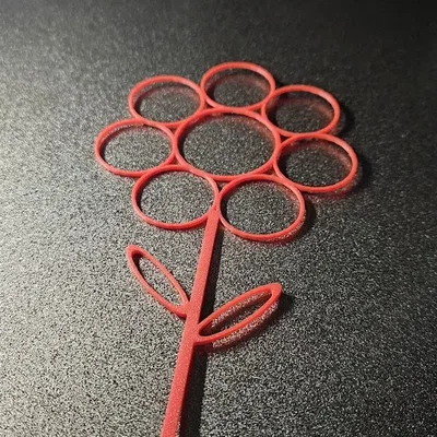 Giá đỡ cây leo hình hoa đơn giản và hiệu quả