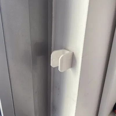 Giá đỡ thanh rèm cho cửa sổ