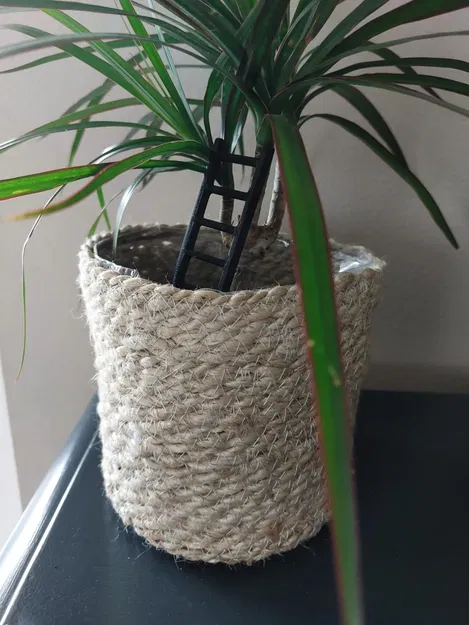 Giá đỡ cây cảnh kiểu thang trang trí cho ngôi nhà - Image 1