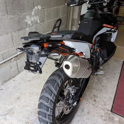 Bộ chuyển đổi gắn biển số cho KTM Adventure 790 890