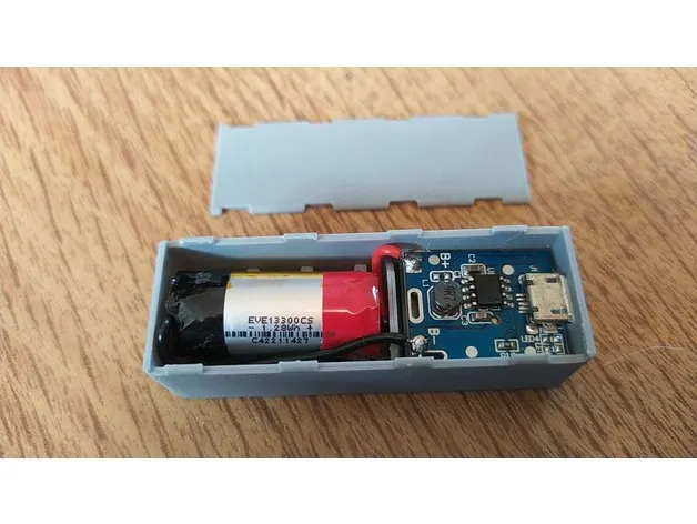 Sạc dự phòng mini từ pin vape dùng một lần - Image 1