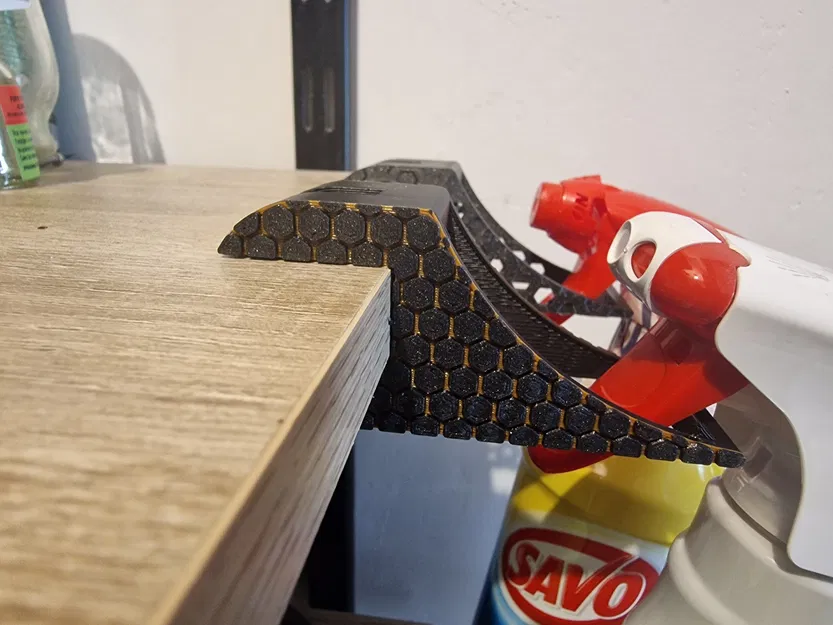 Giá đỡ chai phun nước cho kệ 16mm - Image 1