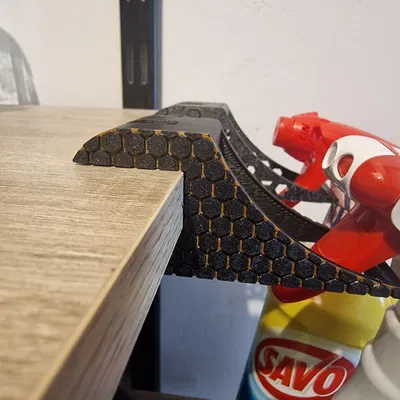 Giá đỡ chai phun nước cho kệ 16mm