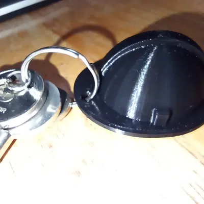 Móc khóa mũ bảo hộ cho công trường xây dựng