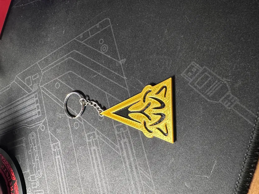 Móc khóa chủ đề Dark and Darker với hình dạng con chuột - Image 1