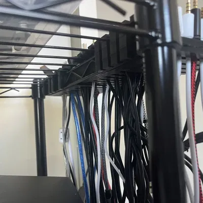 Giá đỡ cáp cho kệ dây kim loại