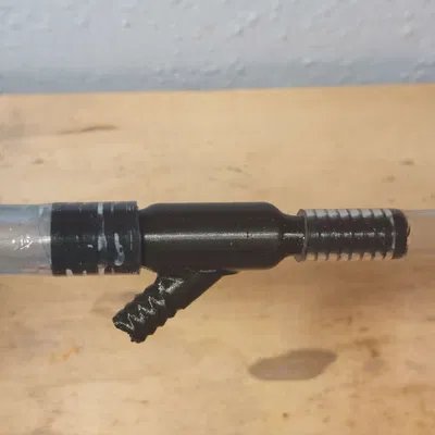 Máy hút chân không Cedeb với vòi đảo ngược tiện lợi