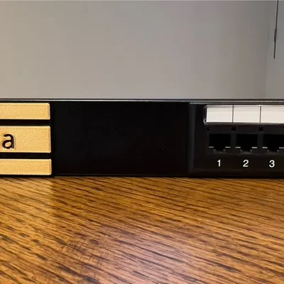 Nắp che bảng nối Firewalla thay thế jack keystone và RJ-45