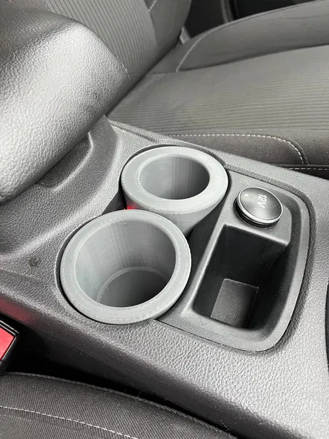 Giá đỡ cốc cho Ford Focus mk3 với kích thước 67 và 57mm - Image 1