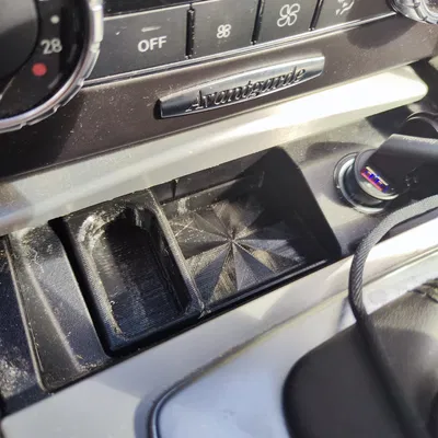 Giá đỡ Vape cho gạt tàn xe Mercedes W204