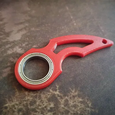 Móc khóa spinner Karambit độc đáo và tiện lợi