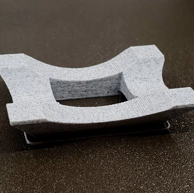 Giá đỡ cho đồ chơi vòng xoay trên bàn làm việc