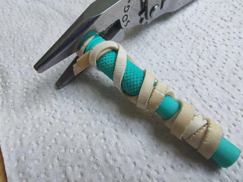 Kẹp giữ đinh vít in 3D với kích thước mũi khoan điều chỉnh - Image 3