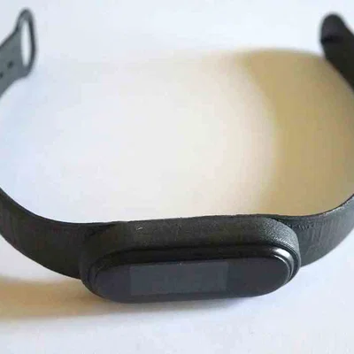 Dây đeo Mi Band 3 & 4 với pin gốc