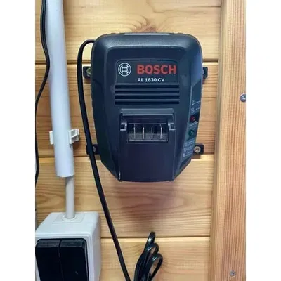 Giá đỡ tường cho sạc Bosch AL 1830 CV