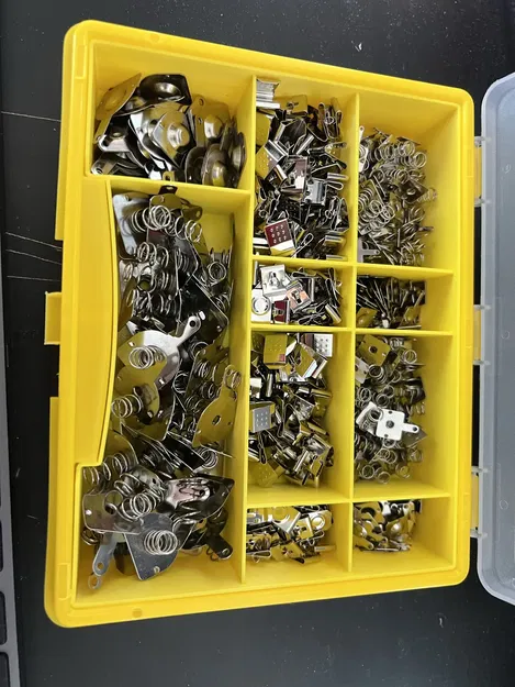 Chèn hộp lưu trữ cho bộ tiếp xúc pin Bauhaus - Image 1