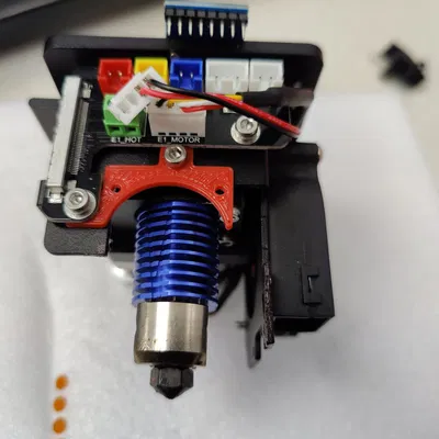 Giá đỡ quạt hotend QIDI X-CF Pro nâng cao hiệu suất