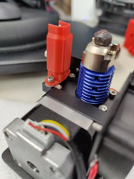 Nắp che tản nhiệt BLTouch cho QIDI X-CF Pro - Image 1