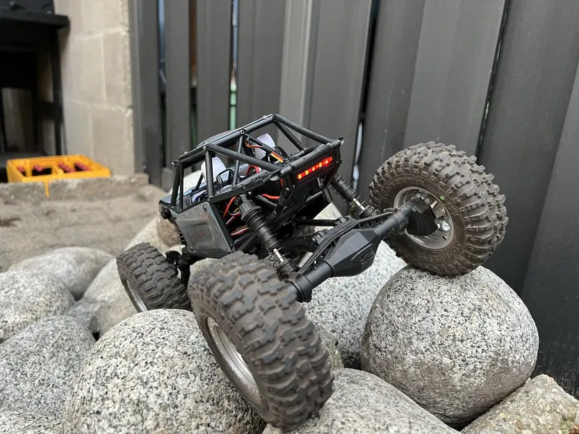 Đèn LED sau cho UTB18 với giá đỡ nhỏ gọn - Image 4