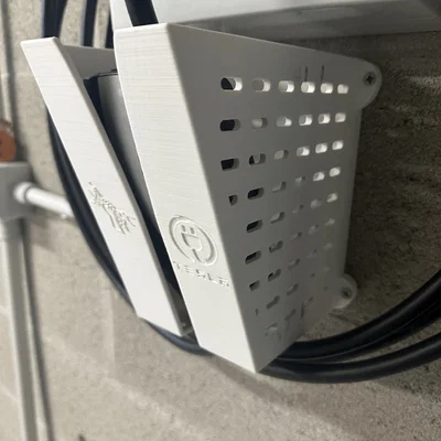 Giá đỡ kết nối di động treo tường cho Tesla