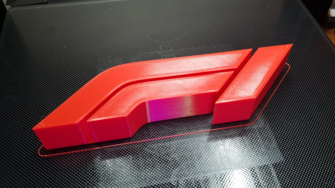 Biểu tượng F1 3D đứng độc lập với nền hỗ trợ kín đáo - Image 5