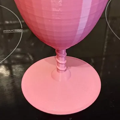 Ly rượu vang di động đơn giản