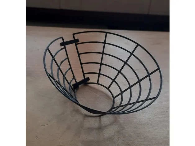 Lưới hỗ trợ cây dâu tây phát triển thẳng đứng - Image 1