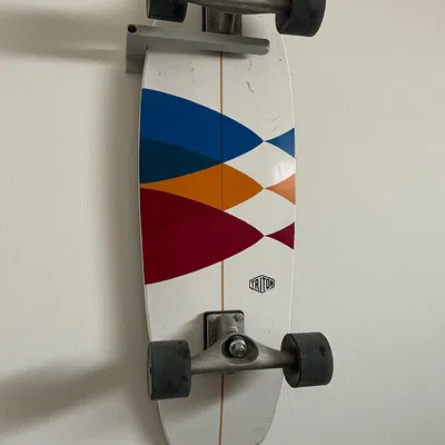 Giá treo ván trượt đơn giản