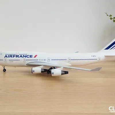 Mô hình máy bay Boeing 747-400 tỷ lệ 1:144