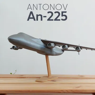 Mô hình máy bay vận tải Antonov An-225 Mriya tỉ lệ 1:200