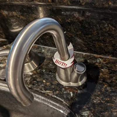 Nhãn cảnh báo nước nóng cho máy pha chế nước nóng