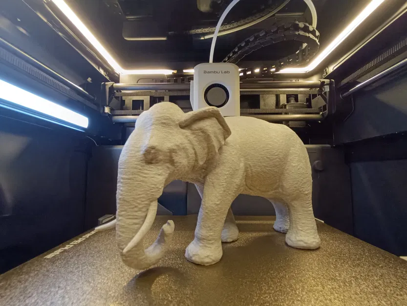 Voi mang khúc gỗ trong mô hình nghệ thuật 3D - Image 1