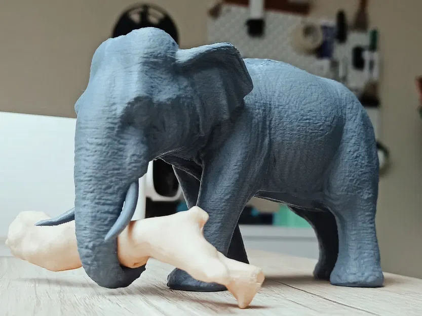 Voi mang khúc gỗ trong mô hình nghệ thuật 3D - Image 2